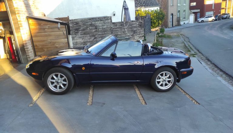 beton-lisse-devanture-anthracite